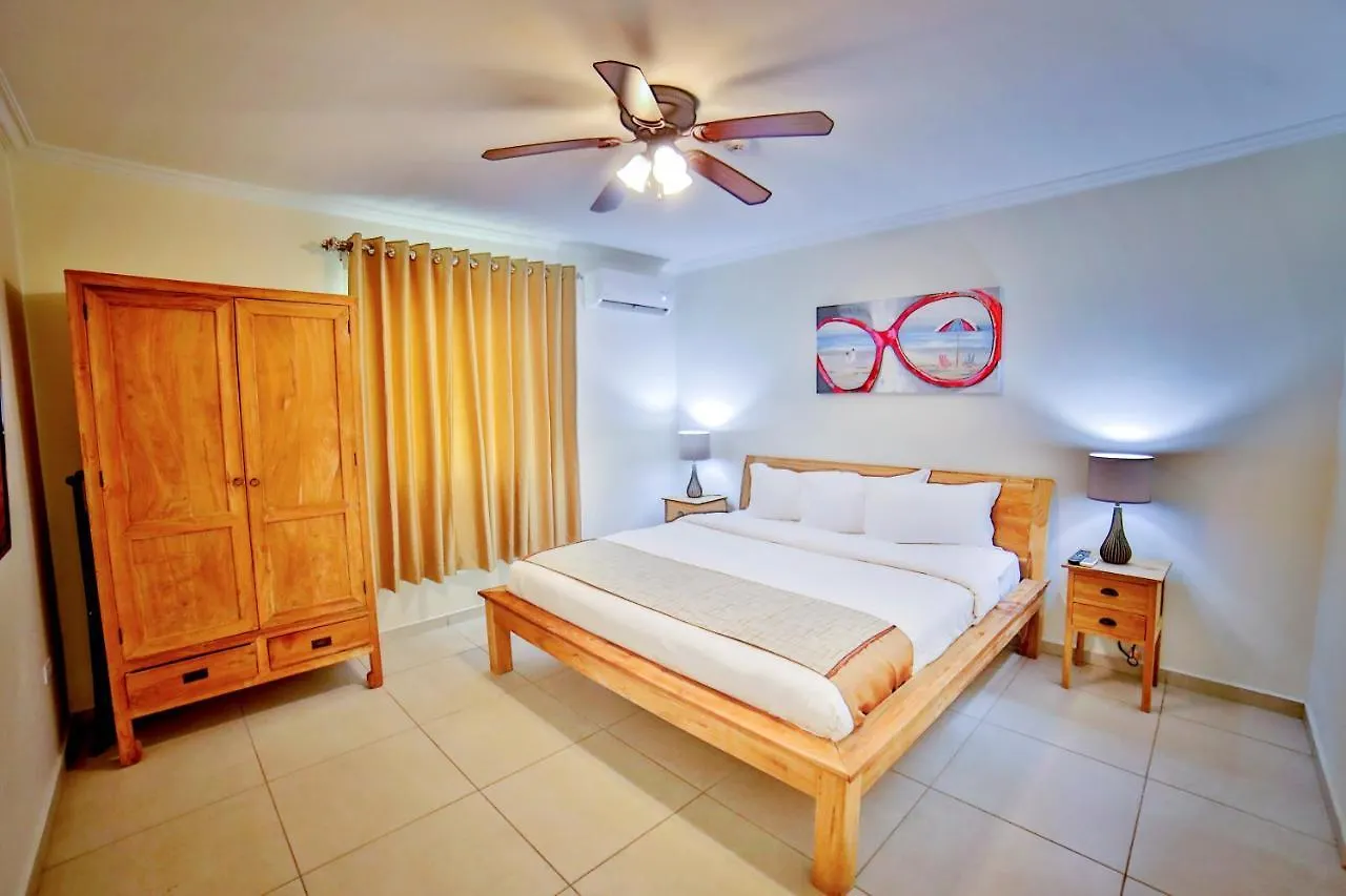 Pearl Aruba Condos 팜비치 3*,